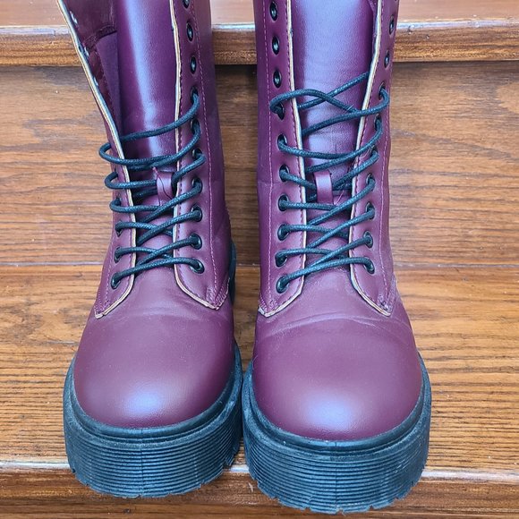 Burgundy combat boots - Picture 1 of 5